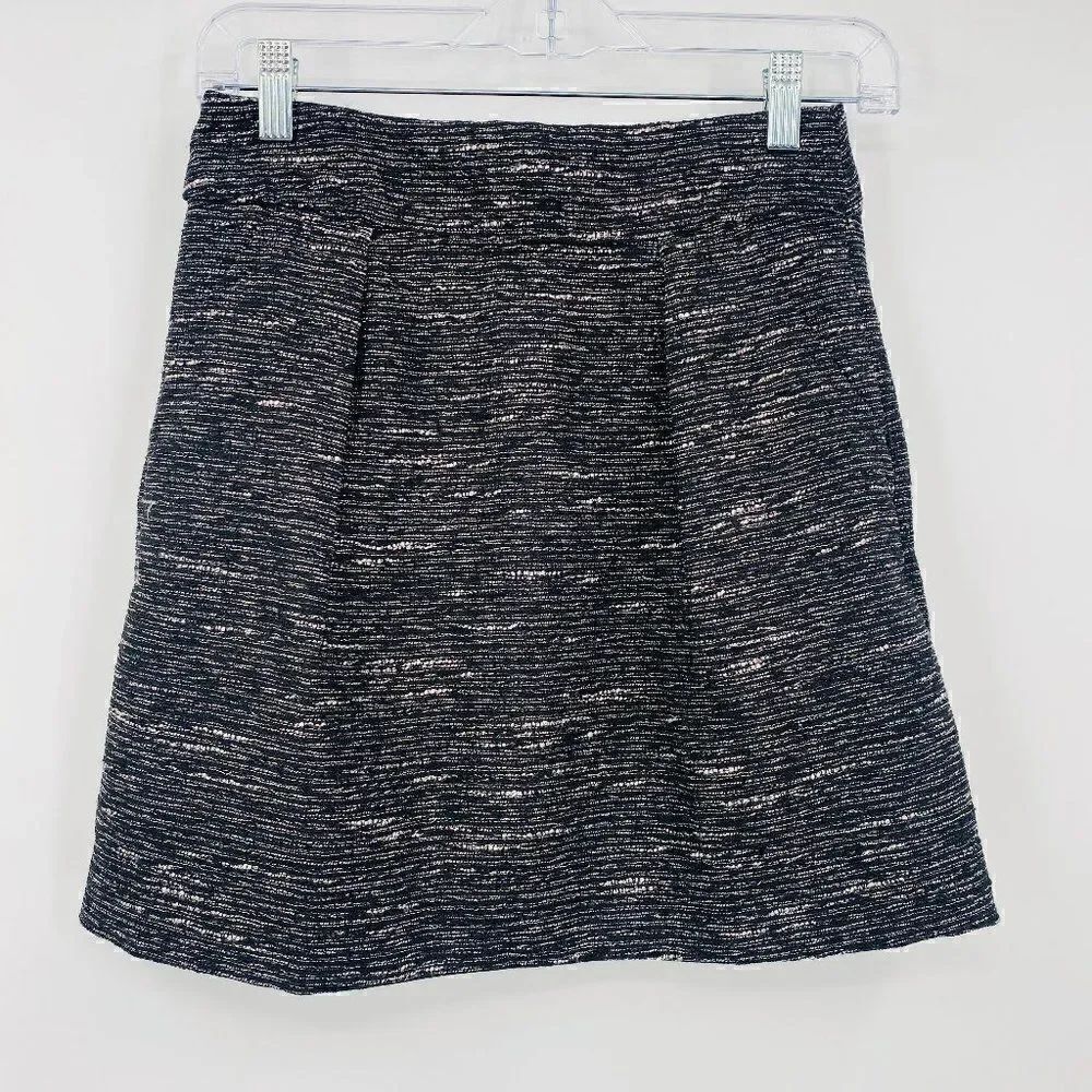 LOFT Size 00P Black Metallic Weave Tweed Pleated Fully Lined Skirt
